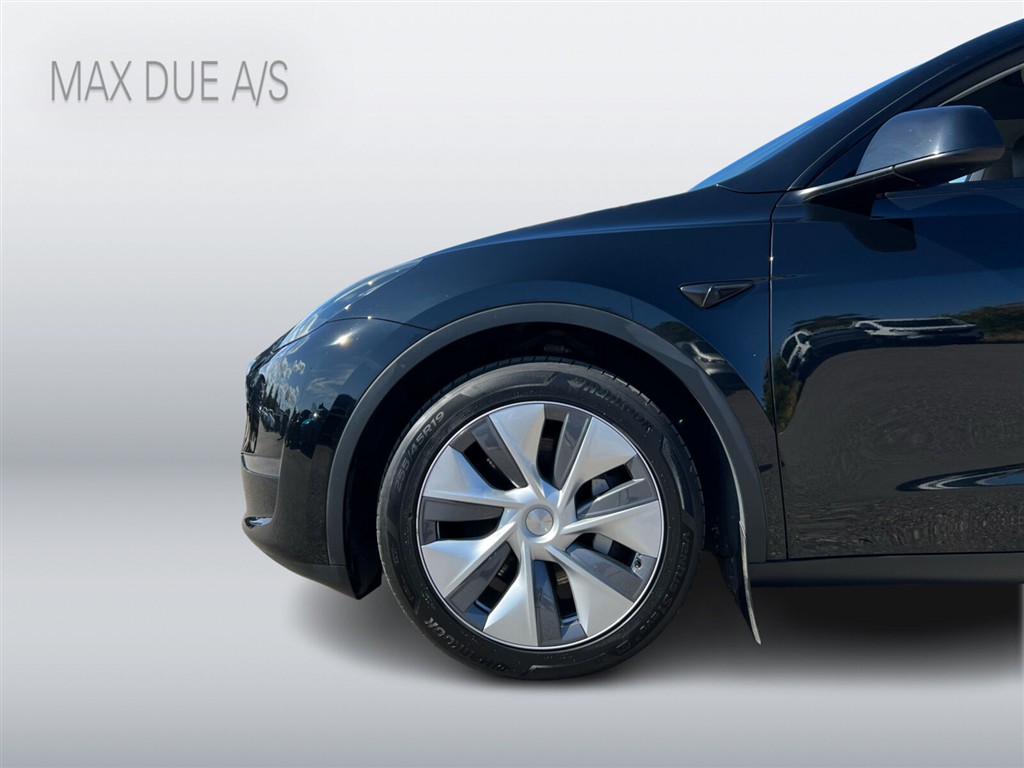 Tesla Model Y 75 kWh LR AWD 514HK 5d Aut. - Image 27