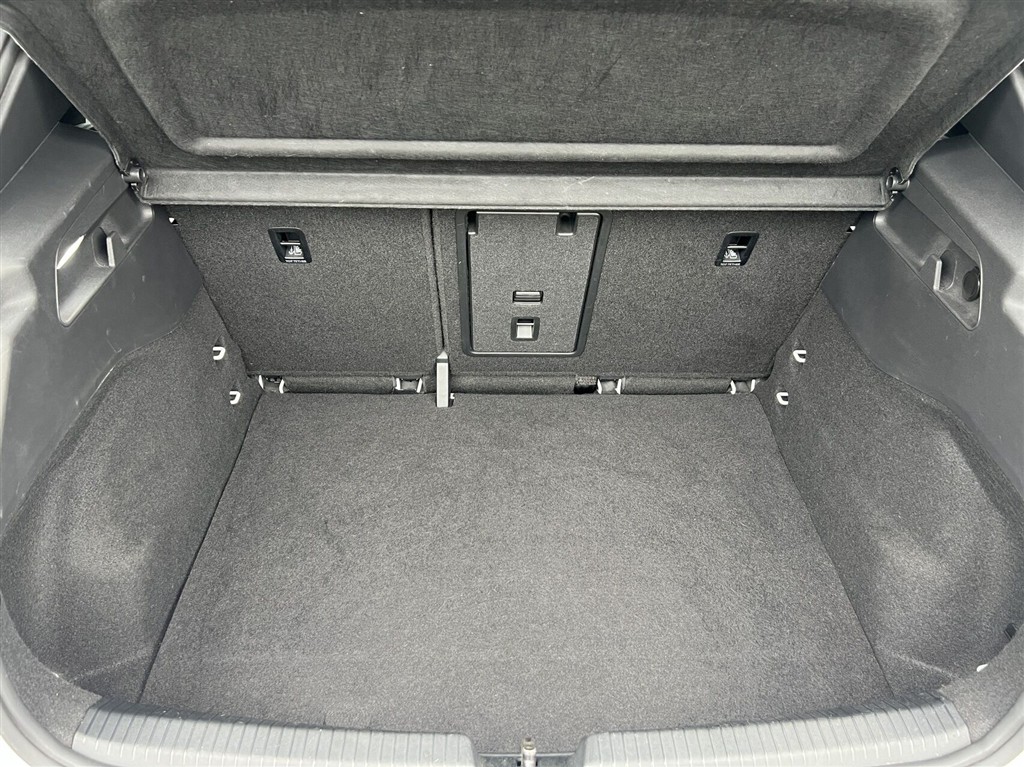VW ID.3 58 kWh Pro 204HK 5d Aut. - Image 12