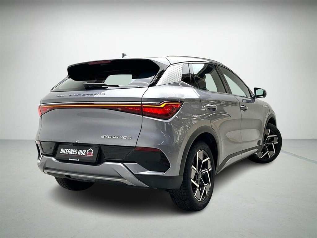 BYD Atto 3 EL Design 204HK 5d Aut. - Image 2
