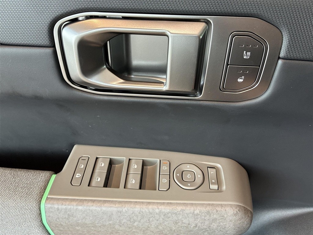 Kia EV4 Long Range Earth 204HK 5d Aut. - Image 11