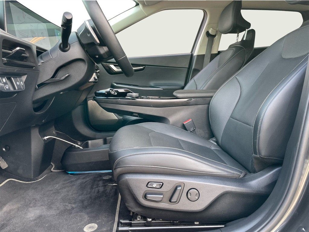 Kia EV6 77,4 kWh LR RWD Upgrade 229HK 5d Aut. - Image 6