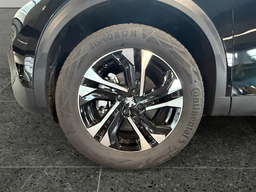 Peugeot e-2008 EL Allure Pack 136HK 5d Aut. - Image 9