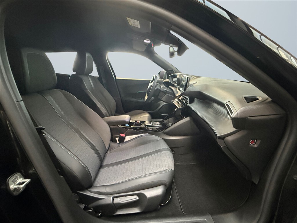 Peugeot e-2008 EL Allure Pack 136HK 5d Aut. - Image 15