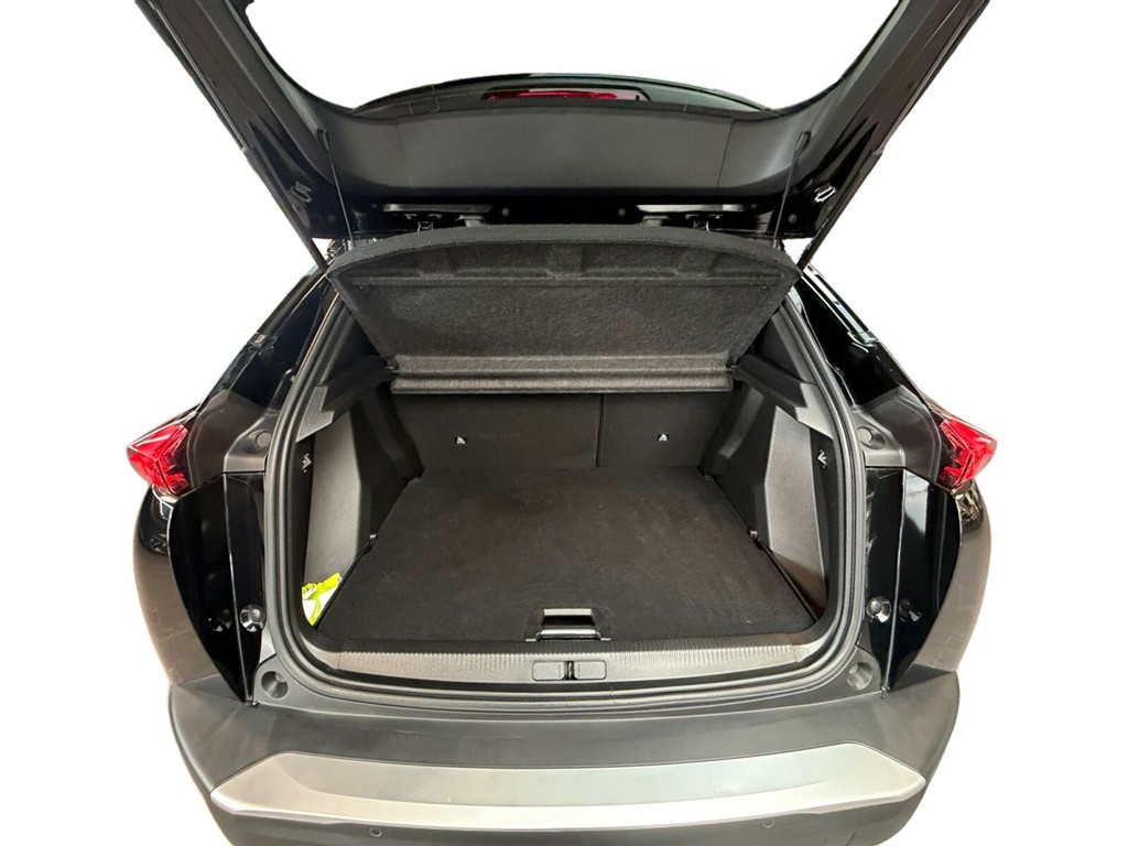 Peugeot e-2008 EL Allure Pack 136HK 5d Aut. - Image 16