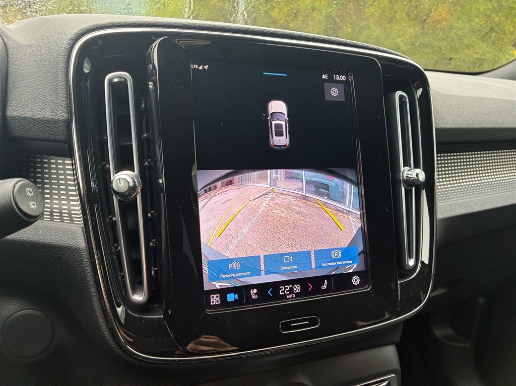 Volvo XC40 P6 Recharge Plus 231HK 5d Aut. - Image 6