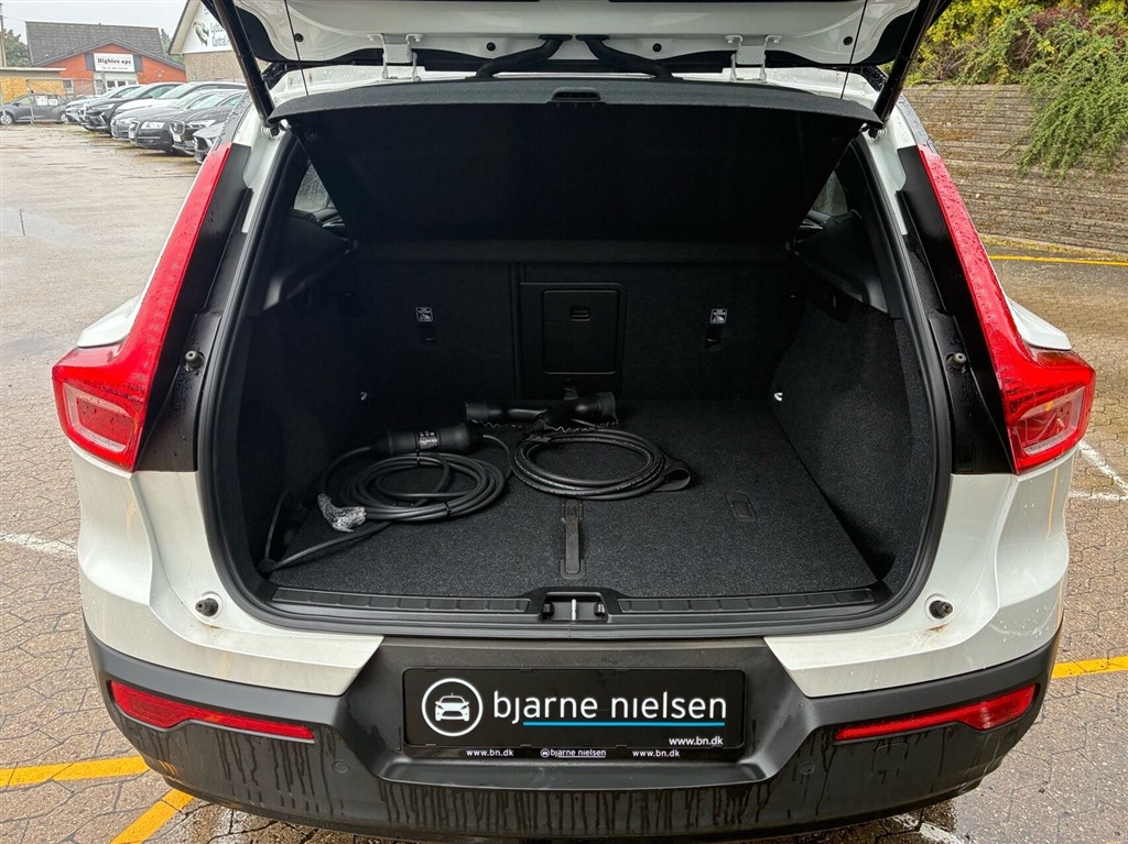 Volvo XC40 P6 Recharge Plus 231HK 5d Aut. - Image 7