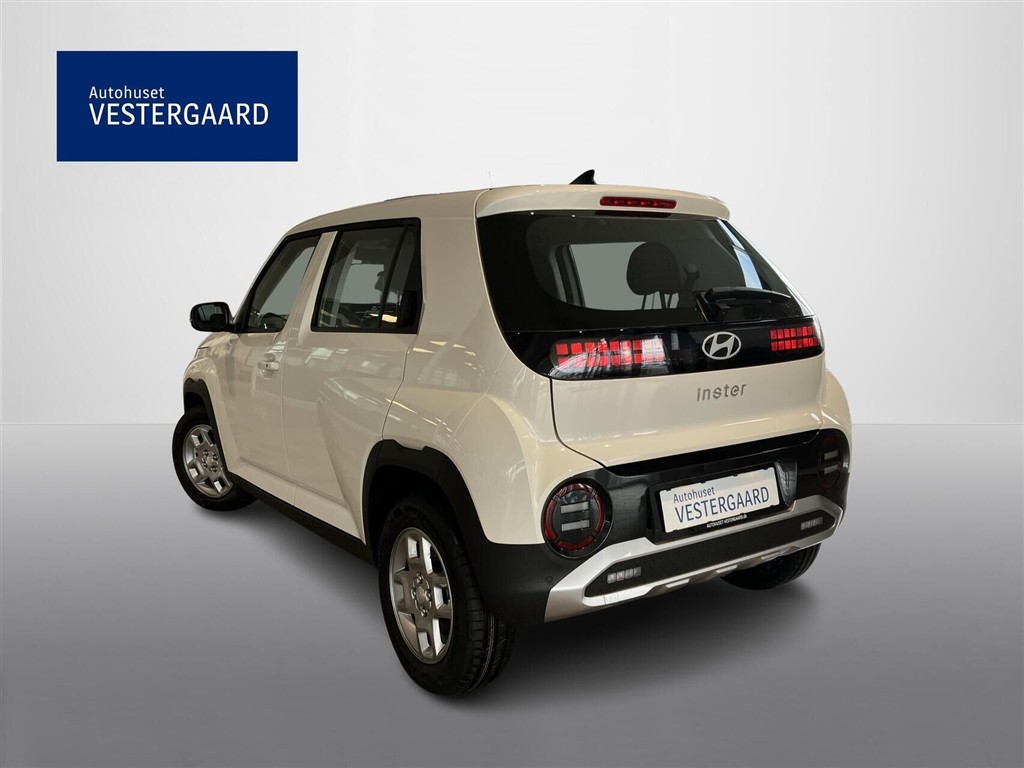 Hyundai Inster EL Long Range Essential 115HK Aut. - Image 3