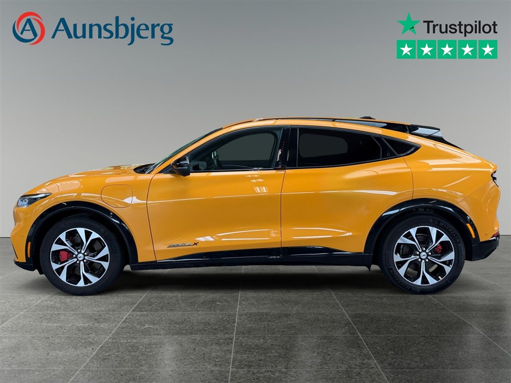 Ford Mustang Mach-E EL UR Premium 294HK 5d Aut. - Image 2