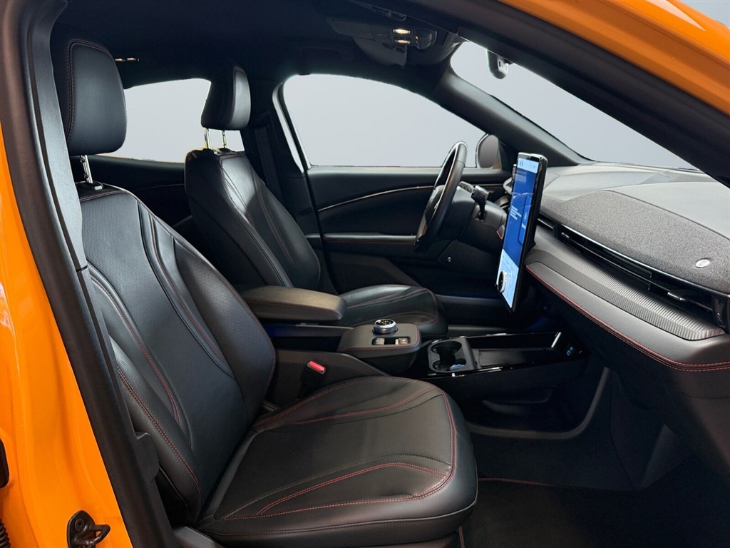 Ford Mustang Mach-E EL UR Premium 294HK 5d Aut. - Image 15