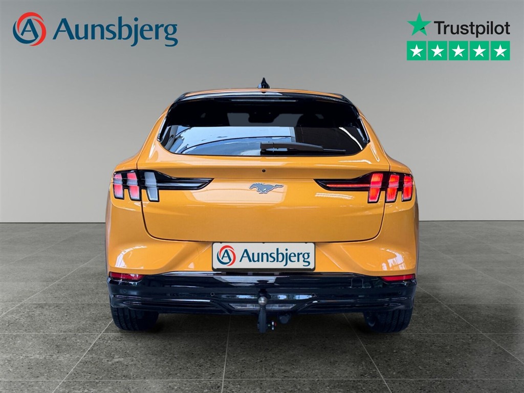 Ford Mustang Mach-E EL UR Premium 294HK 5d Aut. - Image 4
