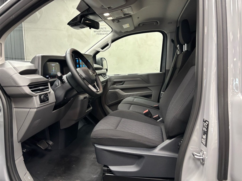 VW e-Transporter 9 Sæder EL Comfort LWB 136HK Aut. - Image 8