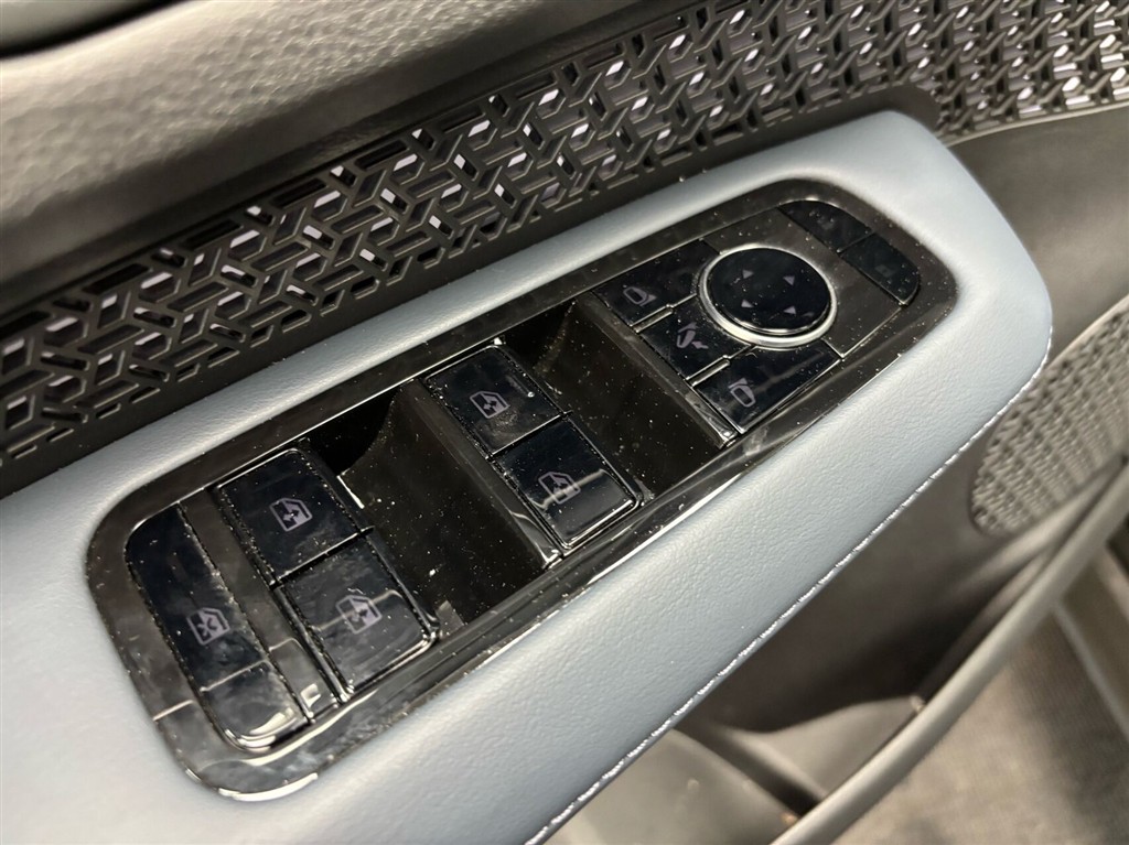 Nissan Ariya EL Evolve+ e-4orce 388HK 5d Aut. - Image 32