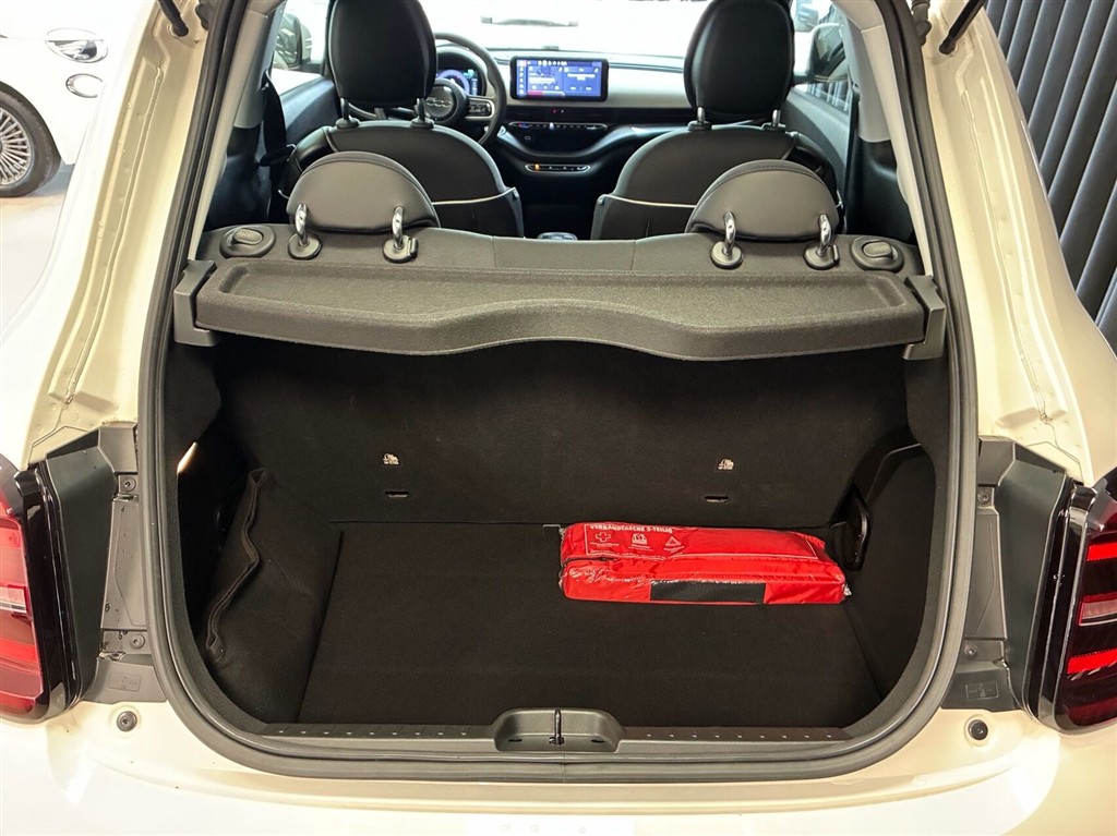 Fiat 500e EL Icon 95HK 3d Aut. - Image 25