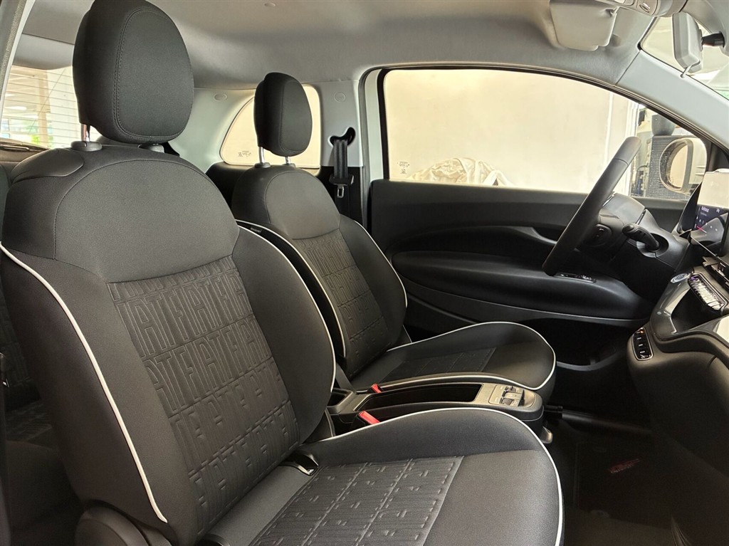 Fiat 500e EL Icon 95HK 3d Aut. - Image 5