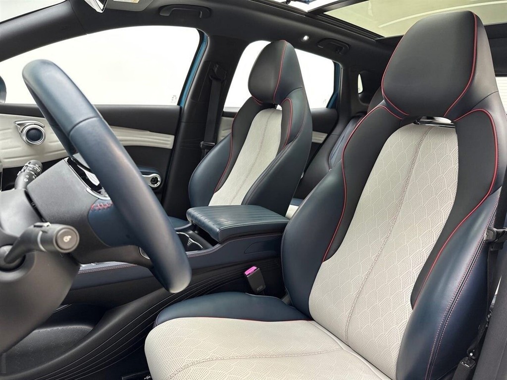 BYD Atto 3 EL Design 204HK 5d Aut. - Image 17