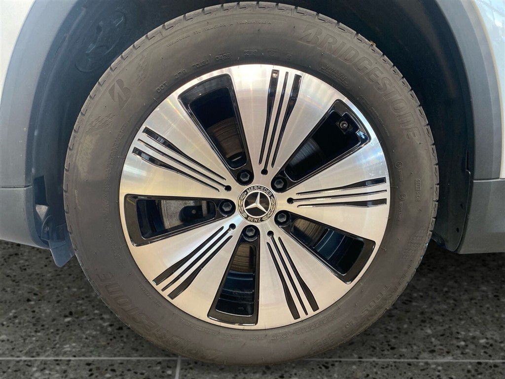 Mercedes-Benz EQA 300 EL Progressive 4Matic 228HK 5d Aut. - Image 9