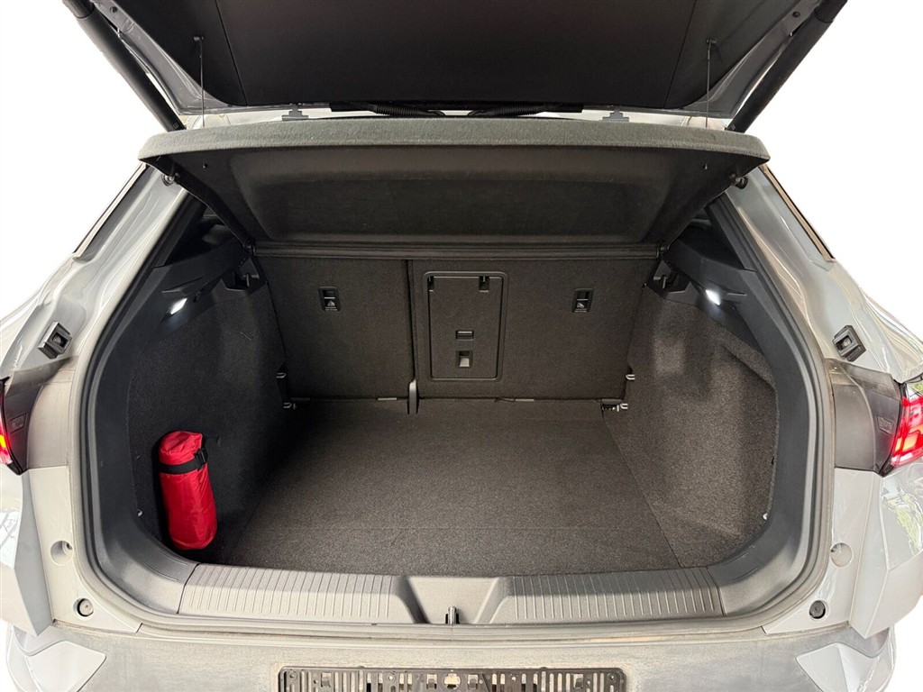 VW ID.4 EL Pro 286HK 5d Aut. - Image 16