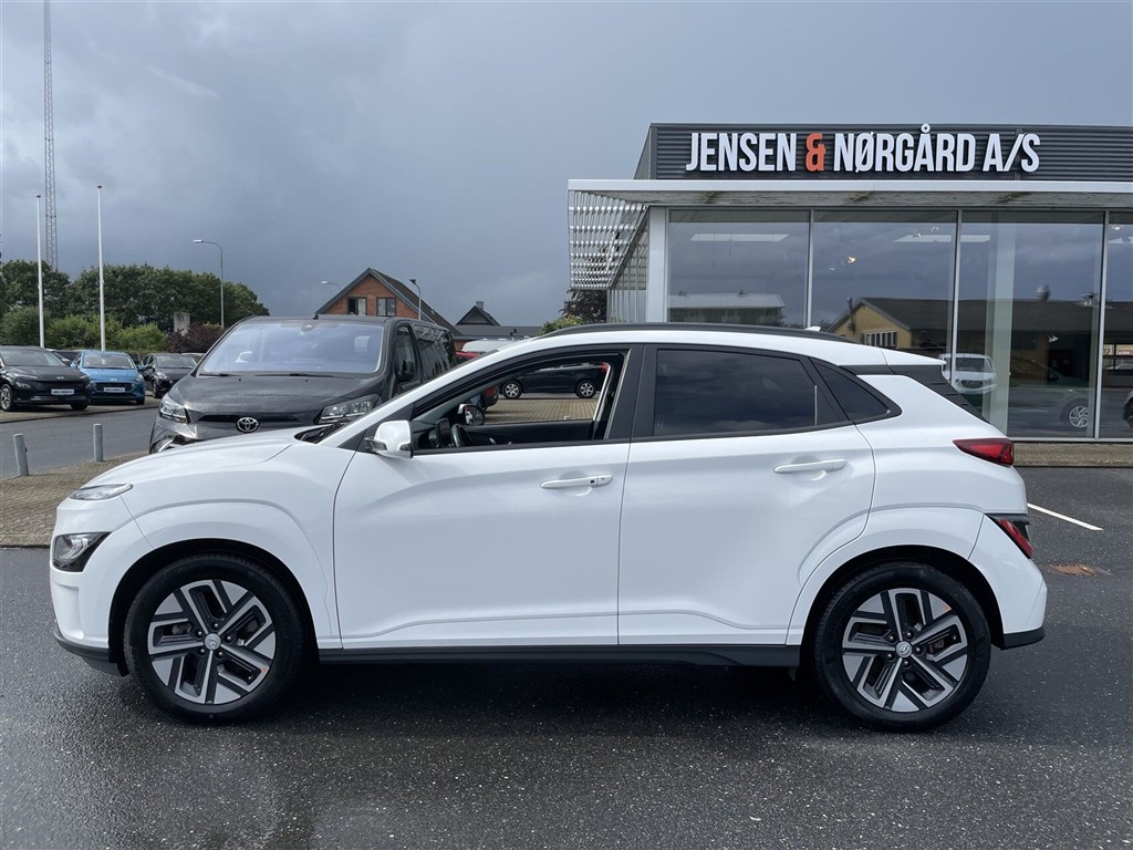 Hyundai Kona EL Ultimate 204HK 5d Aut. - Image 2