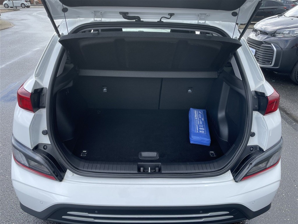 Hyundai Kona EL Ultimate 204HK 5d Aut. - Image 4