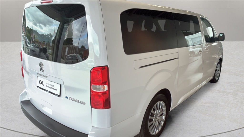 Peugeot e-Traveller L3 EL Business 136HK Aut. - Image 13