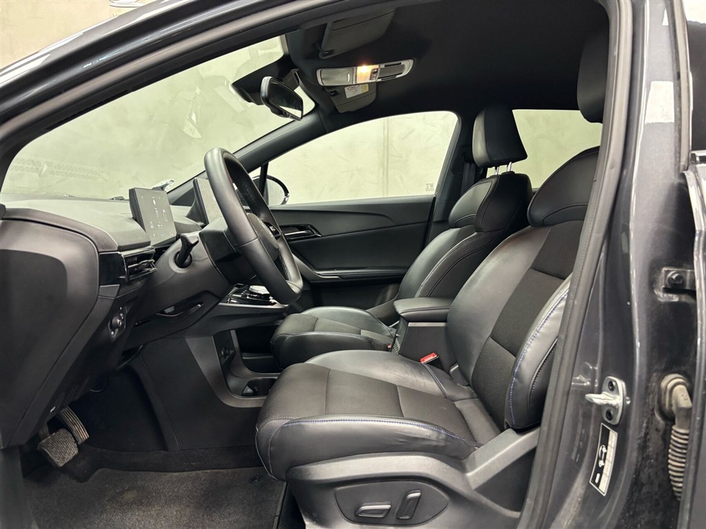 MG MG4 Electric EL Luxury 204HK 5d Aut. - Image 8
