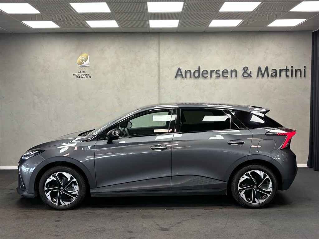 MG MG4 Electric EL Luxury 204HK 5d Aut. - Image 2