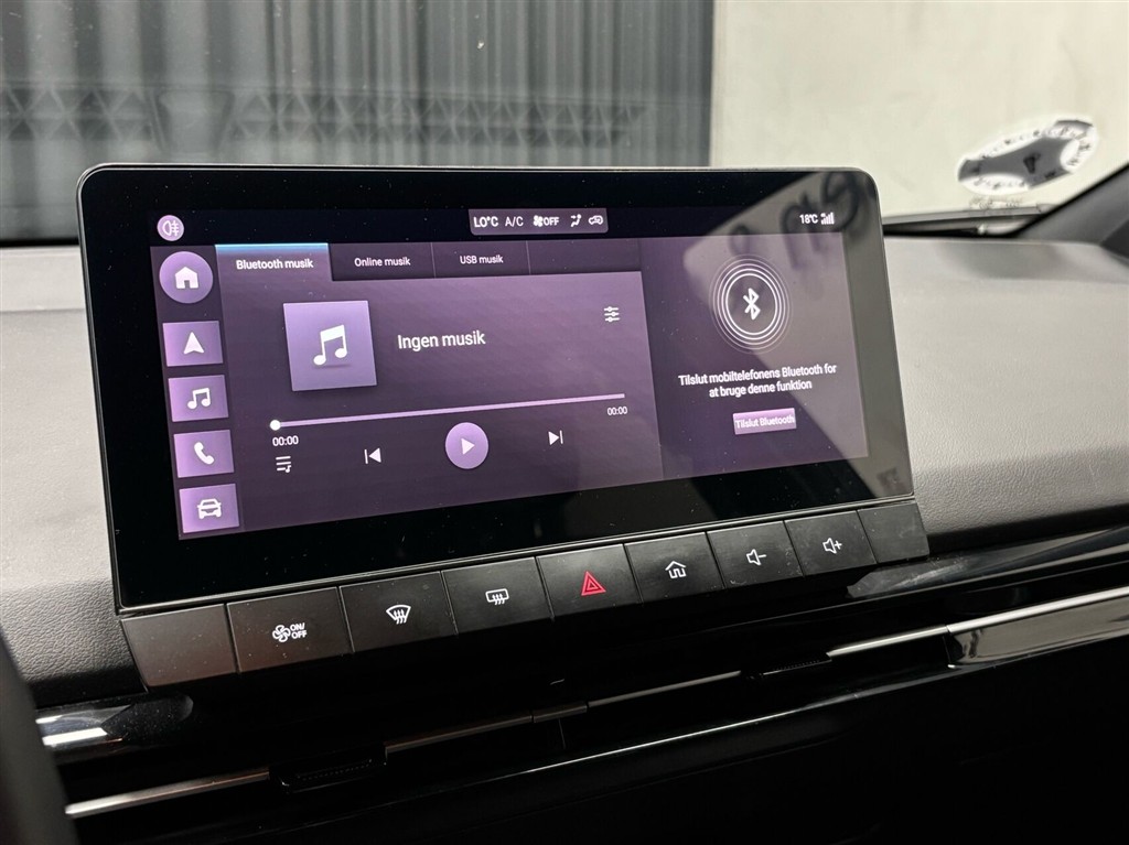 MG MG4 Electric EL Luxury 204HK 5d Aut. - Image 19