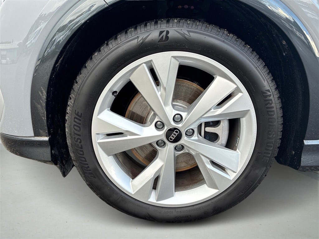 Audi Q4 45 E-tron S Line 286HK 5d Aut. - Image 8