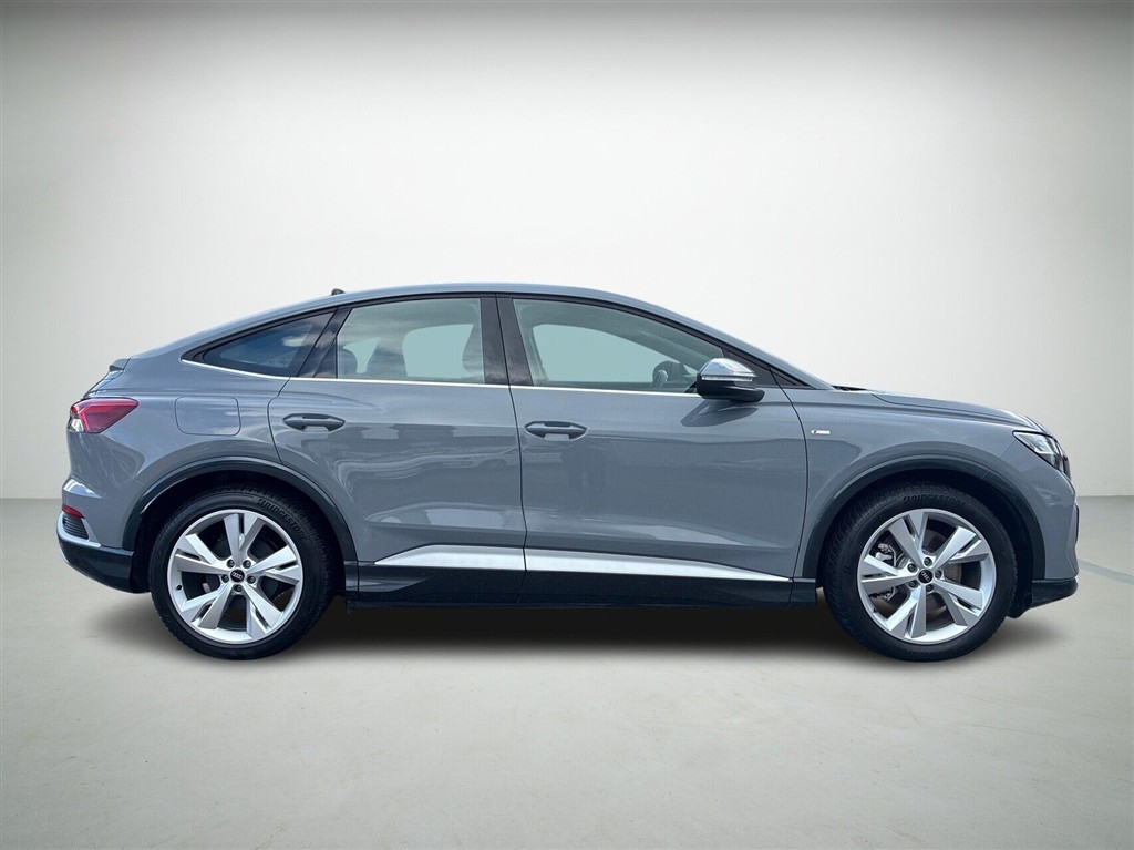 Audi Q4 45 E-tron S Line 286HK 5d Aut. - Image 5
