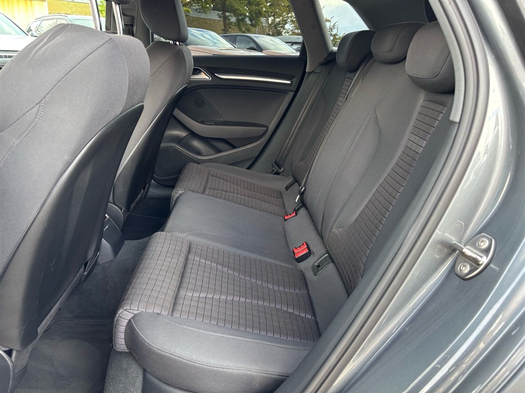 Audi A3 Sportback 1,5 TFSI Sport Limited Edition Plus S Tronic 150HK 5d 7g Aut. - Image 13