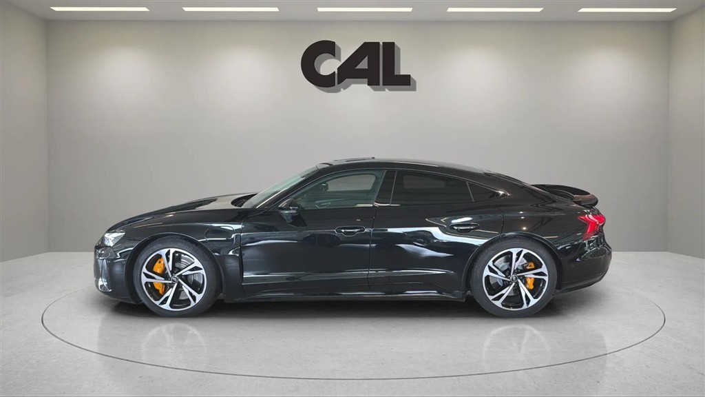 Audi E-tron GT EL Quattro 476HK 4d Aut. - Image 2
