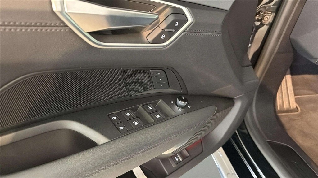 Audi E-tron GT EL Quattro 476HK 4d Aut. - Image 15