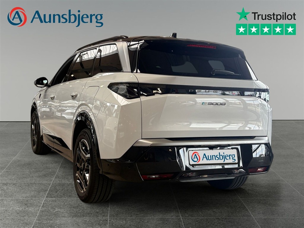 Peugeot e-5008 EL GT Pack 210HK 5d Aut. - Image 3