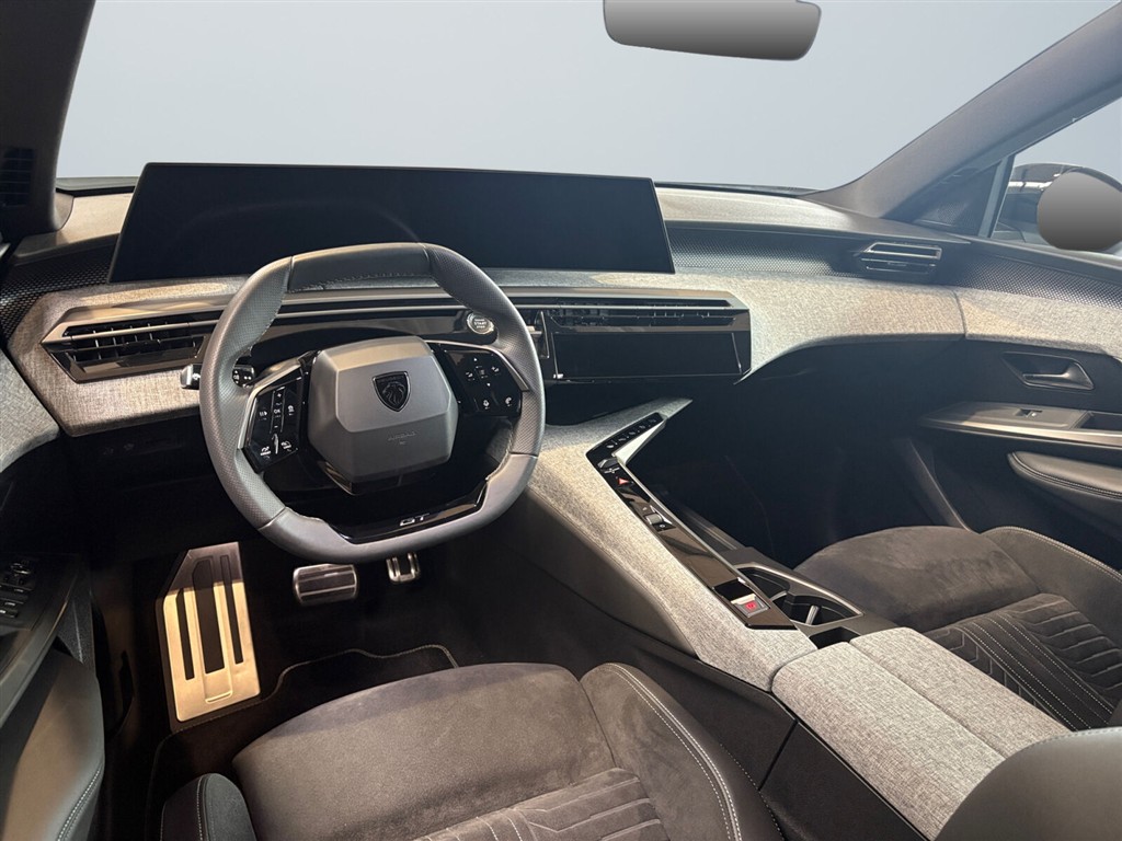 Peugeot e-5008 EL GT Pack 210HK 5d Aut. - Image 11