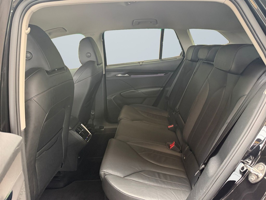 Skoda Enyaq 80 iV Selection Suite 204HK 5d Aut. - Image 14