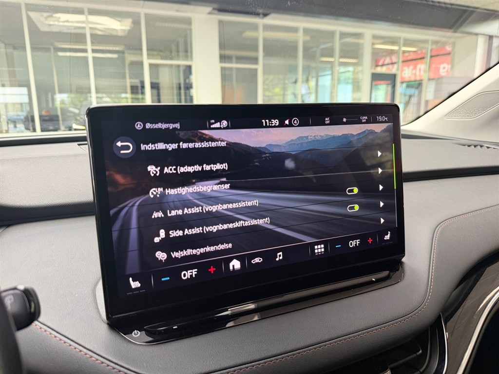 Skoda Enyaq 80 iV Selection Suite 204HK 5d Aut. - Image 23