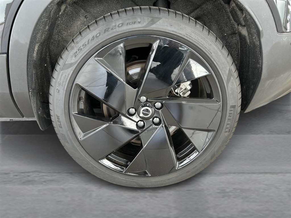 Volvo EX40 Single Motor Extended Range Black Edition 252HK 5d Aut. - Image 10