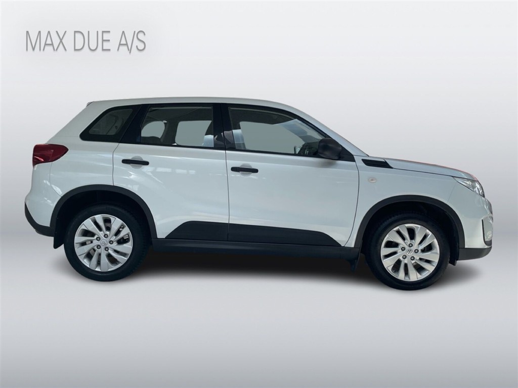 Suzuki Vitara 1,0 Boosterjet Club 112HK 5d - Image 4