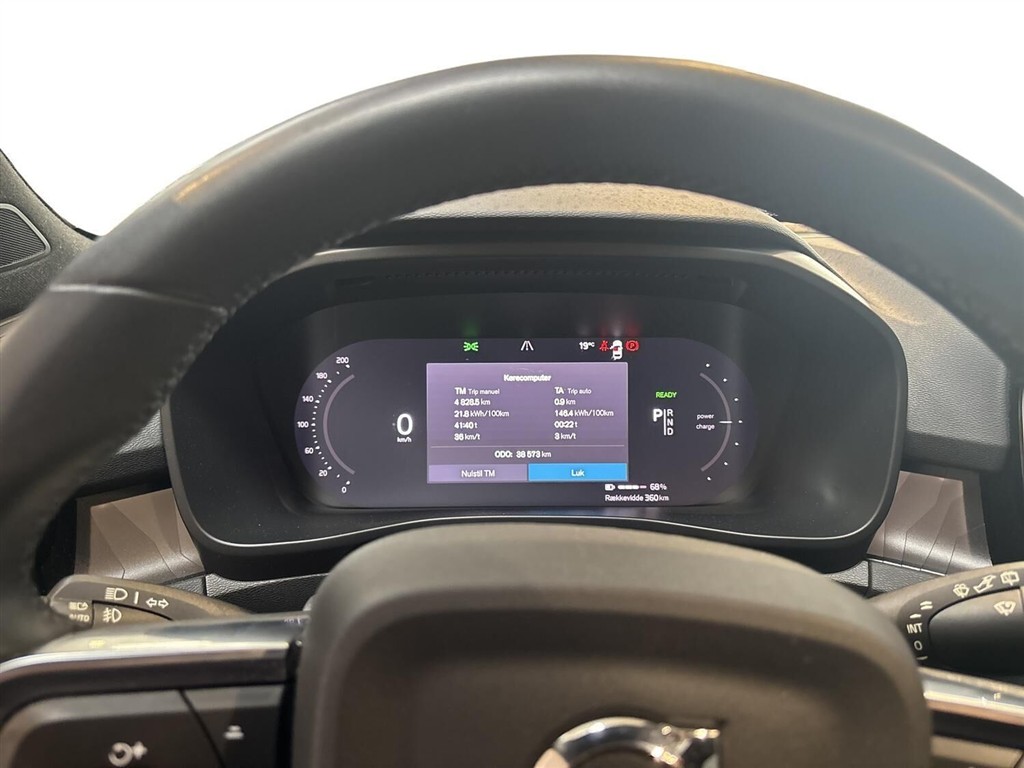 Volvo XC40 EL Core 238HK 5d Aut. - Image 12