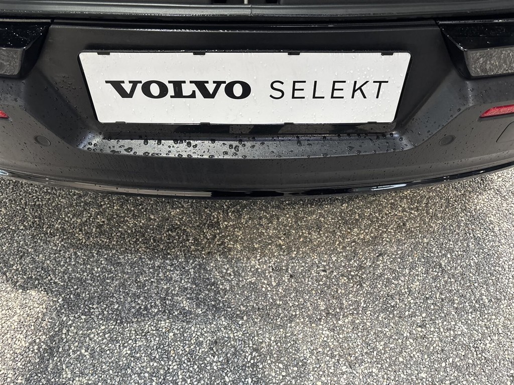 Volvo XC40 EL Core 238HK 5d Aut. - Image 15