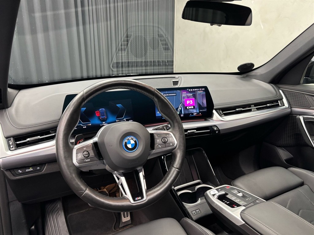BMW iX1 xDrive30 EL M-Sport 4x4 313HK 5d Aut. - Image 10
