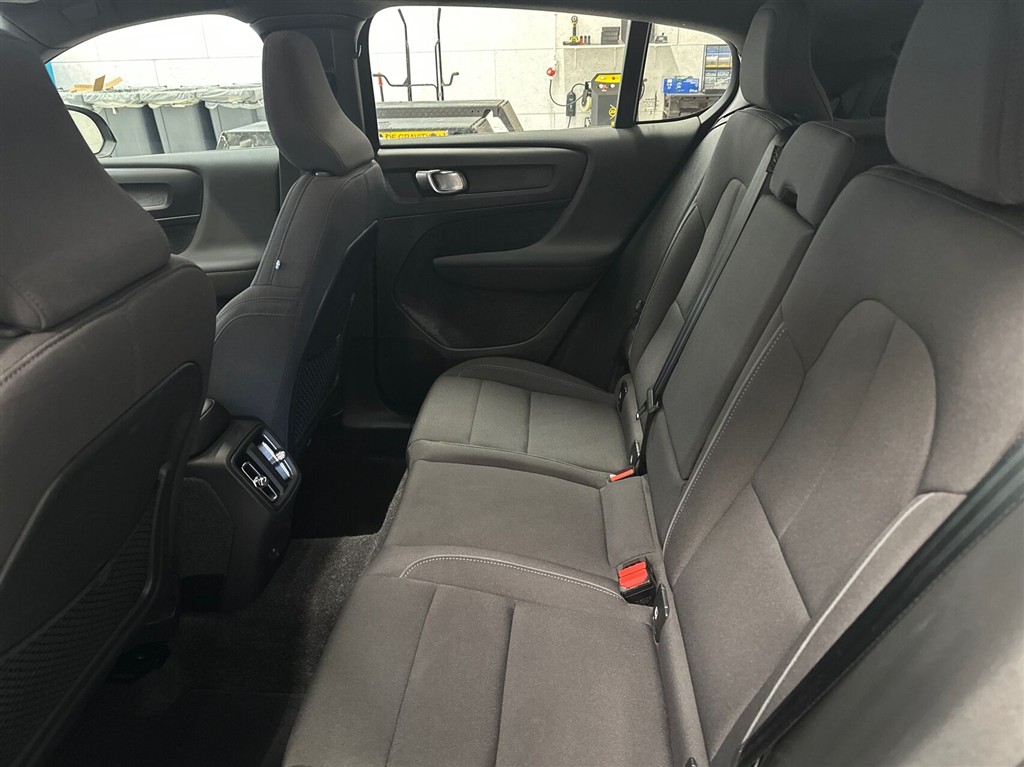 Volvo C40 P6 Recharge Core 231HK 4d Aut. - Image 7