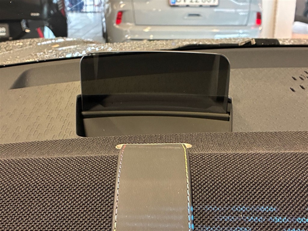 Mini Aceman SE EL Classic Trim Option Level M 218HK 5d Aut. - Image 6