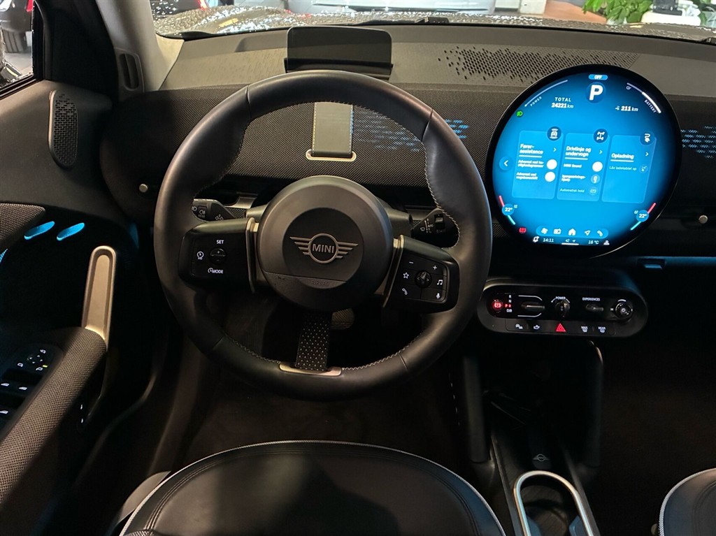 Mini Aceman SE EL Classic Trim Option Level M 218HK 5d Aut. - Image 13