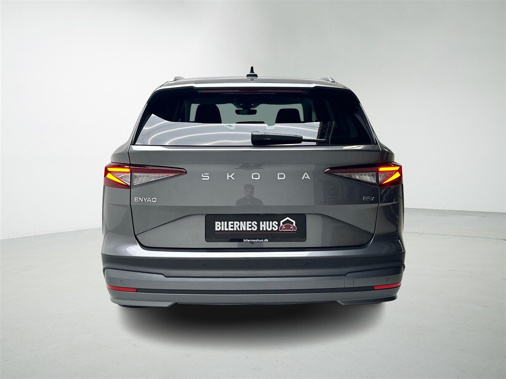 Skoda Enyaq 85x iV 4x4 286HK 5d Aut. - Image 8