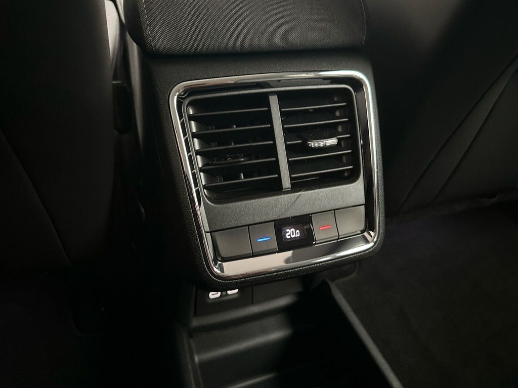 Skoda Enyaq 85x iV 4x4 286HK 5d Aut. - Image 20