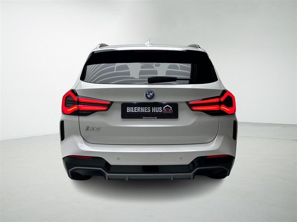 BMW iX3 EL M-Sport Charged Plus 286HK 5d Aut. - Image 8