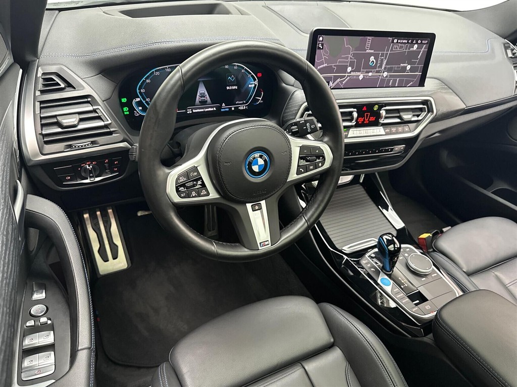 BMW iX3 EL M-Sport Charged Plus 286HK 5d Aut. - Image 4