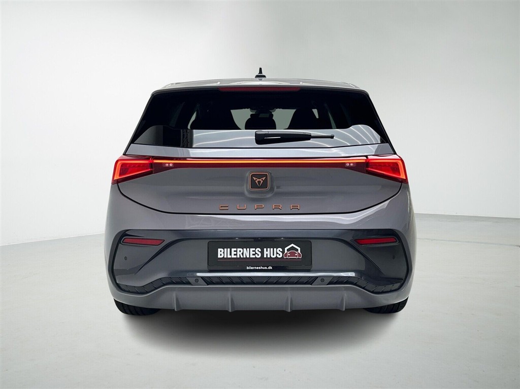 Cupra Born EL Dinamica Pack High 204HK 5d Aut. - Image 8