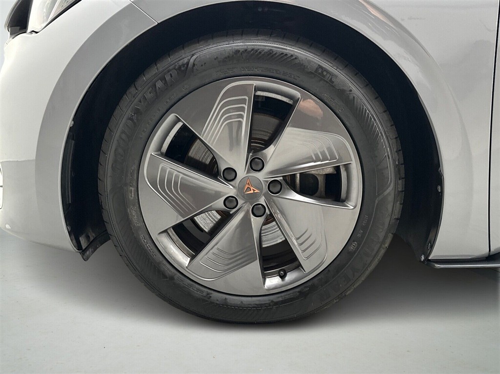 Cupra Born EL Dinamica Pack High 204HK 5d Aut. - Image 9